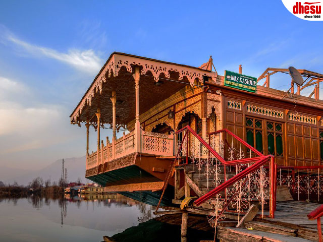 Delhi monuments and markets